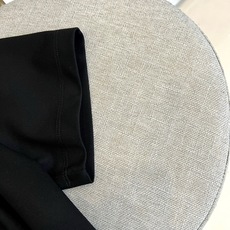 Zegna杰尼亚、2026春夏新品短袖POLO衫,甄选双面丝光面料,触感柔滑如丝,光泽细腻高级,兼具透气 Zegna杰尼亚、2026春夏新品短袖POLO衫,甄选双面丝光面料,触感柔滑如丝,光泽细腻高级,兼具透气