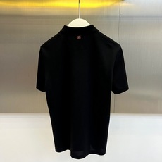 Zegna杰尼亚、2026春夏新品短袖POLO衫,甄选双面丝光面料,触感柔滑如丝,光泽细腻高级,兼具透气 Zegna杰尼亚、2026春夏新品短袖POLO衫,甄选双面丝光面料,触感柔滑如丝,光泽细腻高级,兼具透气
