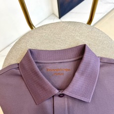 Zegna杰尼亚、2026春夏新品短袖POLO衫,甄选双面丝光面料,触感柔滑如丝,光泽细腻高级,兼具透气 Zegna杰尼亚、2026春夏新品短袖POLO衫,甄选双面丝光面料,触感柔滑如丝,光泽细腻高级,兼具透气
