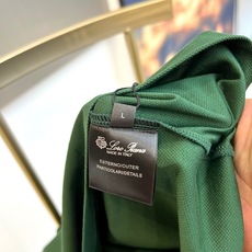 Loro Piana诺悠翩雅、2026春夏新品短袖Polo衫,色调温柔百搭,采用100%丝光棉面料,质感 Loro Piana诺悠翩雅、2026春夏新品短袖Polo衫,色调温柔百搭,采用100%丝光棉面料,质感
