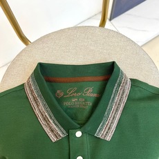 Loro Piana诺悠翩雅、2026春夏新品短袖Polo衫,色调温柔百搭,采用100%丝光棉面料,质感 Loro Piana诺悠翩雅、2026春夏新品短袖Polo衫,色调温柔百搭,采用100%丝光棉面料,质感