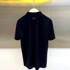 Tom Ford 汤姆福特、2026春夏新品短袖Polo衫,以极简美学重塑经典,色调沉稳高级,轻松驾驭商 Tom Ford 汤姆福特、2026春夏新品短袖Polo衫,以极简美学重塑经典,色调沉稳高级,轻松驾驭商