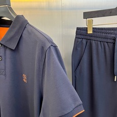 Brunello Cucinelli-BC、2026春夏新品男士休闲套装,以纯色诠释低调奢华的都市运动美 Brunello Cucinelli-BC、2026春夏新品男士休闲套装,以纯色诠释低调奢华的都市运动美