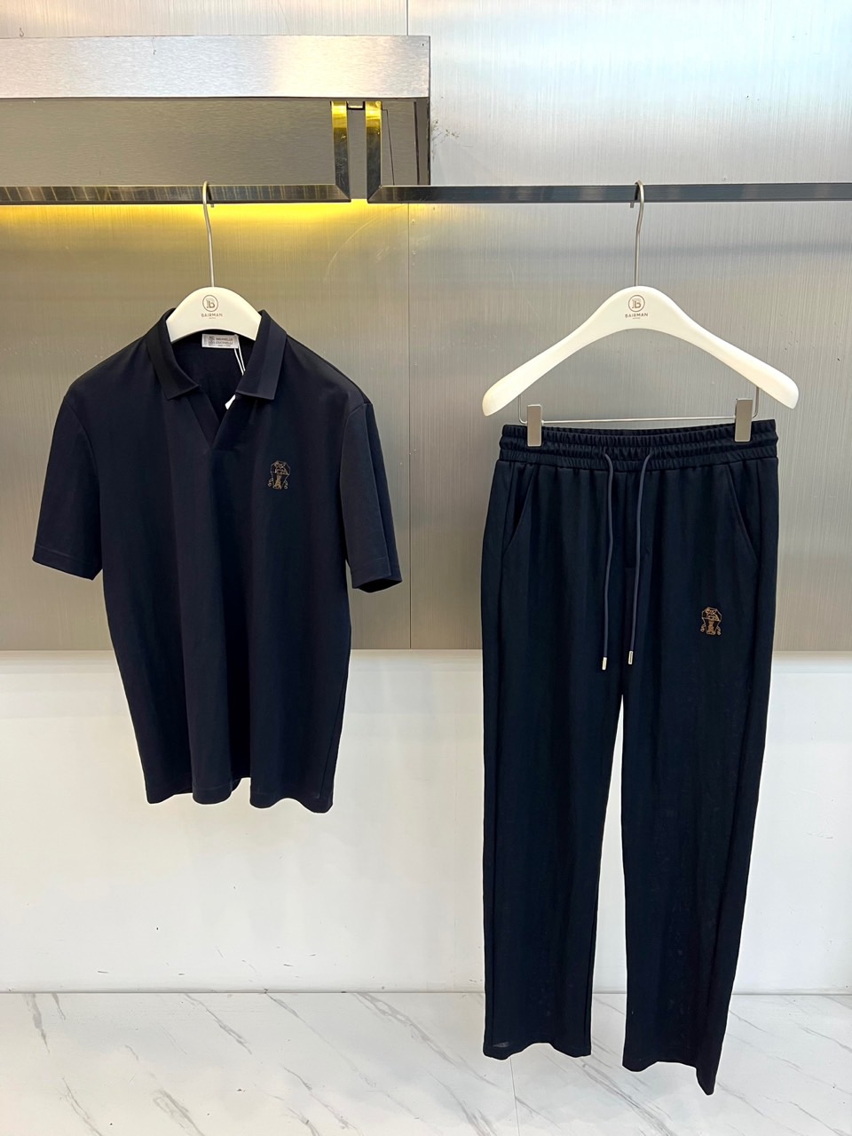 Brunello Cucinelli-BC、2026春夏新品休闲套装，以低饱和主色调，打造都市轻奢度假风