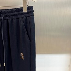 Brunello Cucinelli-BC、2026春夏新品休闲套装,以低饱和主色调,打造都市轻奢度假风 Brunello Cucinelli-BC、2026春夏新品休闲套装,以低饱和主色调,打造都市轻奢度假风