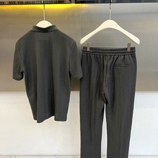 Brunello Cucinelli-BC、2026春夏新品休闲套装,以低饱和主色调,打造都市轻奢度假风 Brunello Cucinelli-BC、2026春夏新品休闲套装,以低饱和主色调,打造都市轻奢度假风