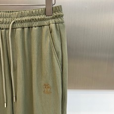 Brunello Cucinelli-BC、2026春夏新品休闲套装,以低饱和主色调,打造都市轻奢度假风 Brunello Cucinelli-BC、2026春夏新品休闲套装,以低饱和主色调,打造都市轻奢度假风