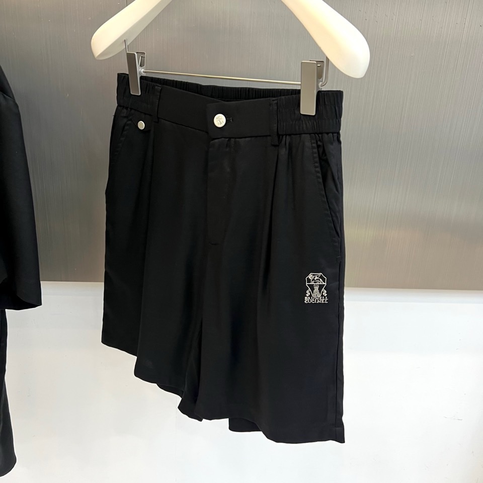 一套.Brunello Cucinelli-BC、2026春夏新品套装，Polo衫与短裤的同色系套装，完