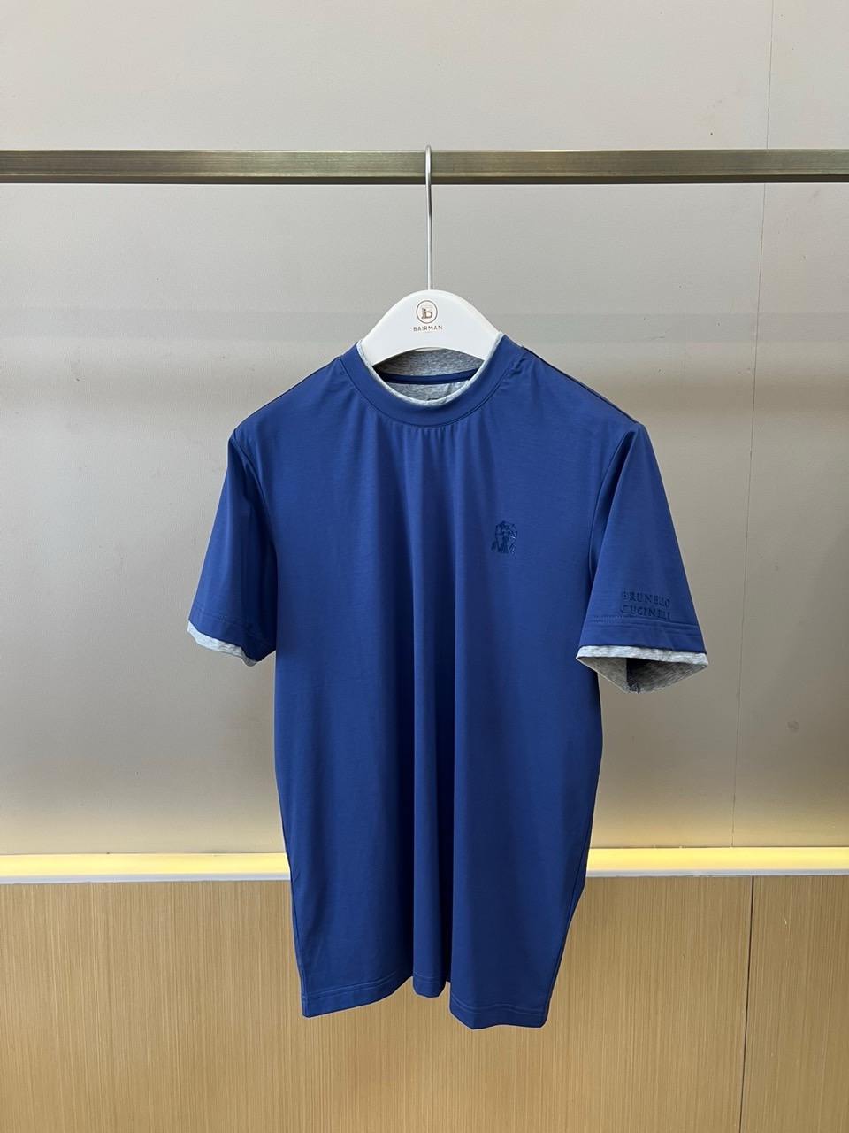 Brunello Cucinelli-BC、2026春夏新品短袖T恤，以简约廓形诠释当代轻奢男装美学。纯