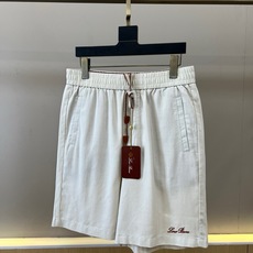 Loro Piana诺悠翩雅、2026春夏新品休闲短裤,以100%纯棉材质打造极致舒适体验。松紧腰头搭配精致抽绳设计,兼 Loro Piana诺悠翩雅、2026春夏新品休闲短裤,以100%纯棉材质打造极致舒适体验。松紧腰头搭配精致抽绳设计,兼