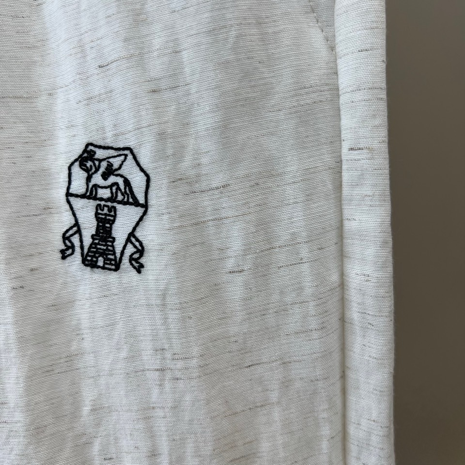 Brunello Cucinelli-BC、2026春夏新品休闲短裤，以纯色为基调，诠释当代都市轻运动美学。松紧腰头配复