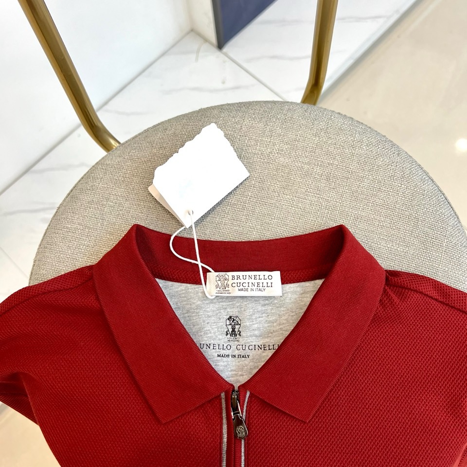 Brunello Cucinelli-BC、2026春夏新品短袖Polo衫，以简约而不简单的姿态诠释现代男士优雅格调。经