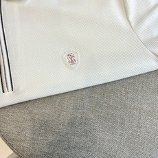 Brunello Cucinelli-BC、2026春夏新品短袖Polo衫,以简约而不简单的姿态诠释现代男士优雅格调。经 Brunello Cucinelli-BC、2026春夏新品短袖Polo衫,以简约而不简单的姿态诠释现代男士优雅格调。经