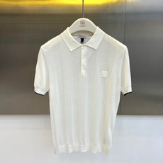Brunello Cucinelli-BC、2026春夏新品针织短袖Polo衫,以极简美学重塑经典。针织面料交织细密纵向 Brunello Cucinelli-BC、2026春夏新品针织短袖Polo衫,以极简美学重塑经典。针织面料交织细密纵向