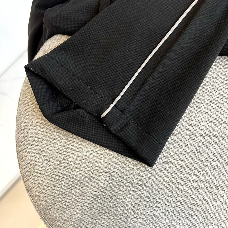 Brunello Cucinelli-BC、2026春夏新品休闲裤，色调简约大气适配多元穿搭场景。松紧腰头搭配抽绳设计，