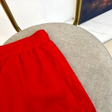 on昂跑、2026春夏新品短裤,以鲜活纯色点亮季节穿搭,成为衣橱里的吸睛焦点。整体风格融合运动休闲与街头潮流感,既适配健 on昂跑、2026春夏新品短裤,以鲜活纯色点亮季节穿搭,成为衣橱里的吸睛焦点。整体风格融合运动休闲与街头潮流感,既适配健