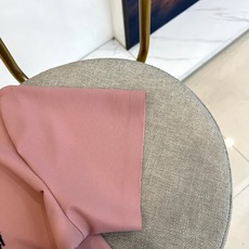Polo Ralph Lauren拉夫劳伦、2026春夏新品短袖Polo衫,以极简美学重塑经典轮廓。纯色调温润如玉,低调 Polo Ralph Lauren拉夫劳伦、2026春夏新品短袖Polo衫,以极简美学重塑经典轮廓。纯色调温润如玉,低调