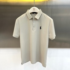 Polo Ralph Lauren拉夫劳伦、2026春夏新品短袖Polo衫,以极简美学重塑经典轮廓。纯色调温润如玉,低调 Polo Ralph Lauren拉夫劳伦、2026春夏新品短袖Polo衫,以极简美学重塑经典轮廓。纯色调温润如玉,低调