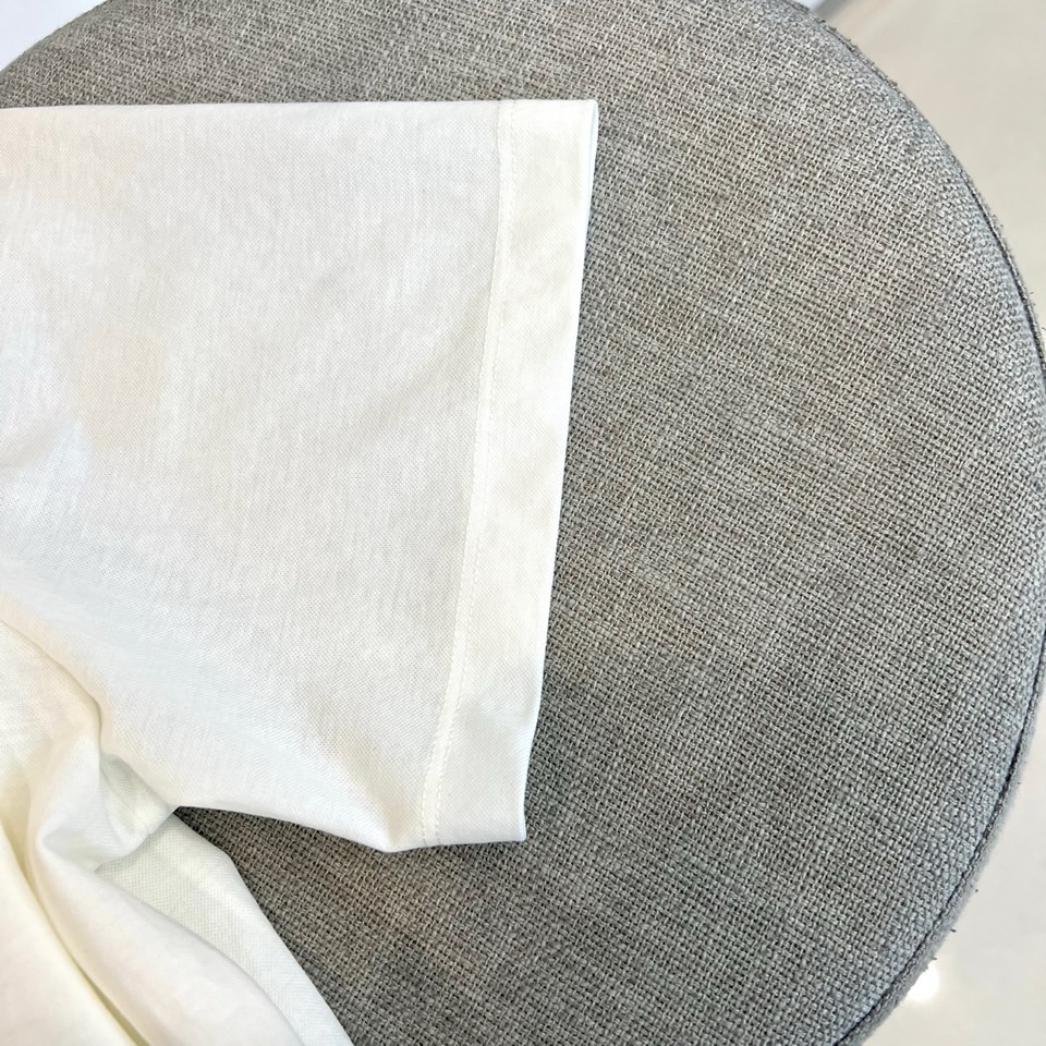 Brunello Cucinelli-BC、2026春夏新品简约圆领短袖T恤，以利落剪裁与纯色调诠释现代极简美学。经典圆