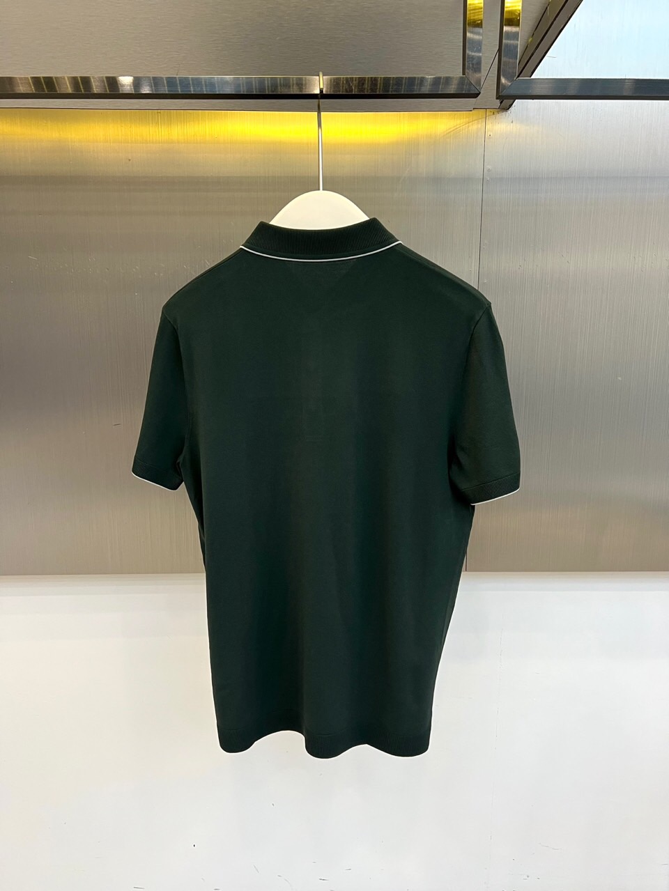 Brunello Cucinelli-BC、2026春夏新品短袖Polo衫，以奢华质感与经典剪裁重塑男士衣橱必备单品。甄