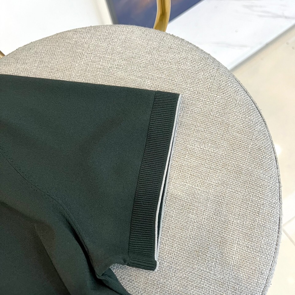Brunello Cucinelli-BC、2026春夏新品短袖Polo衫，以奢华质感与经典剪裁重塑男士衣橱必备单品。甄