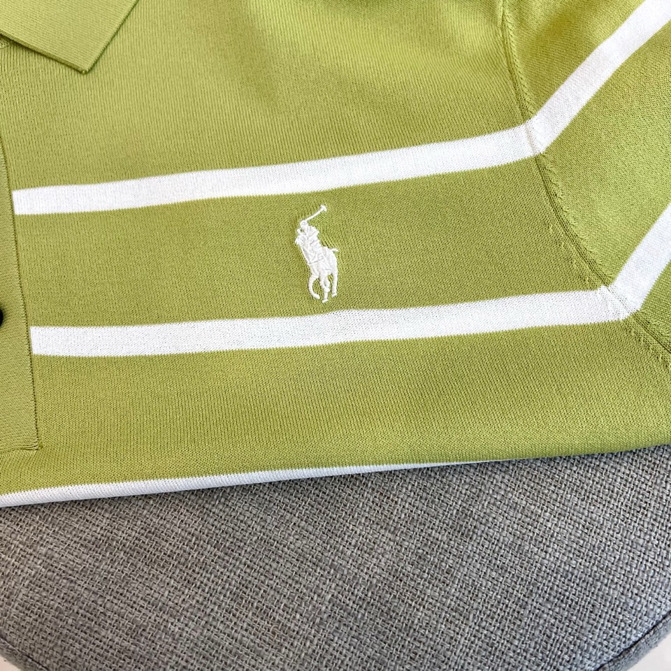 Polo Ralph Lauren拉夫劳伦、2026春夏新品短袖Polo衫，以经典条纹重塑休闲美学，简约而不失层次。翻领