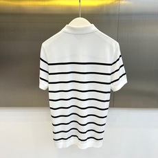 Polo Ralph Lauren拉夫劳伦、2026春夏新品短袖Polo衫,以经典条纹重塑休闲美学,简约而不失层次。翻领 Polo Ralph Lauren拉夫劳伦、2026春夏新品短袖Polo衫,以经典条纹重塑休闲美学,简约而不失层次。翻领