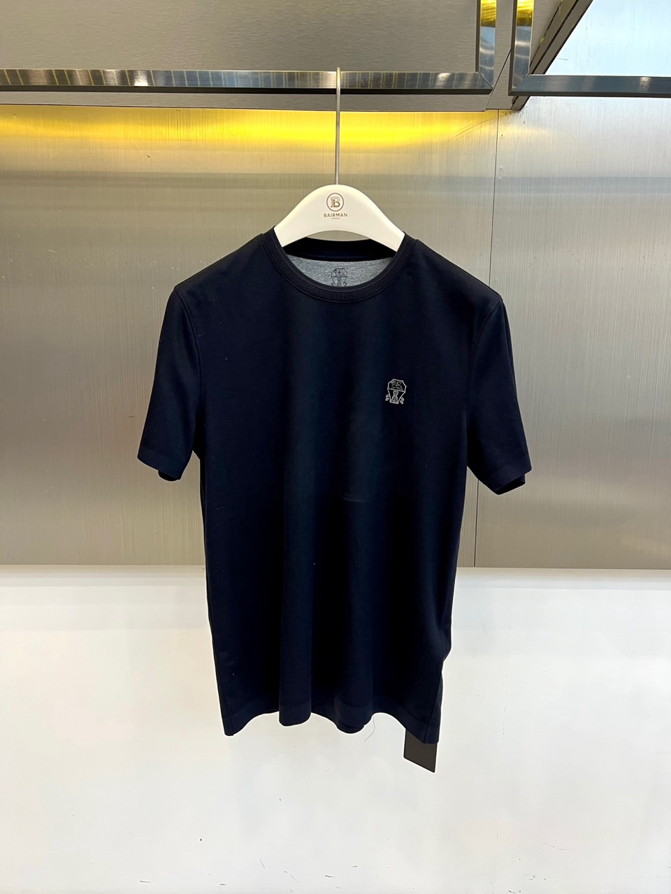 Brunello Cucinelli-BC、2026春夏新品短袖T恤，色调沉稳雅致，适配多元场合。经典圆领剪裁贴合颈部线