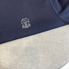 Brunello Cucinelli-BC、2026春夏新品短袖T恤,色调沉稳雅致,适配多元场合。经典圆领剪裁贴合颈部线 Brunello Cucinelli-BC、2026春夏新品短袖T恤,色调沉稳雅致,适配多元场合。经典圆领剪裁贴合颈部线