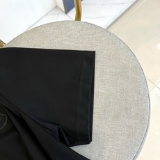 Mon蒙口、2026春夏新品男士圆领短袖T恤,以极简美学与精致工艺重新定义都市休闲风。经典色调沉稳百搭,面料甄选高支棉亲 Mon蒙口、2026春夏新品男士圆领短袖T恤,以极简美学与精致工艺重新定义都市休闲风。经典色调沉稳百搭,面料甄选高支棉亲