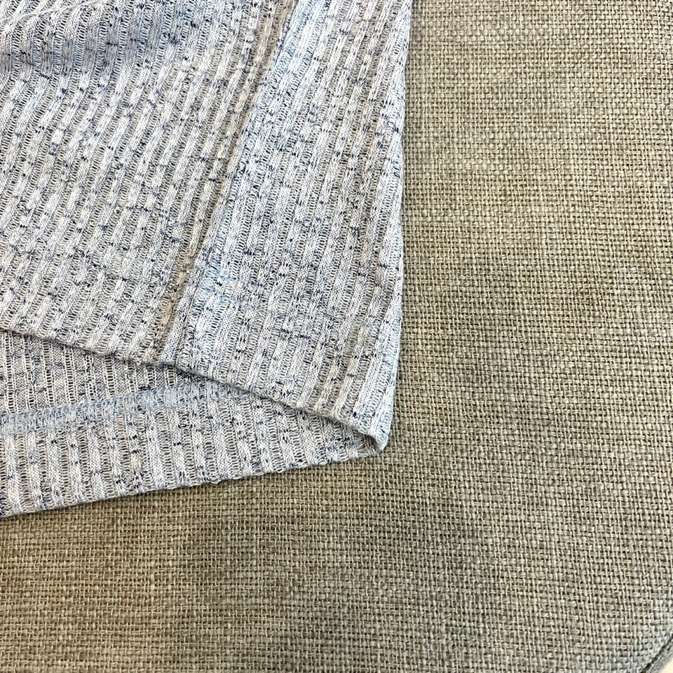 Brunello Cucinelli-BC，2026春夏新品短袖T恤，以利落圆领搭配微阔宽松版型，巧妙营造出随性松弛的视