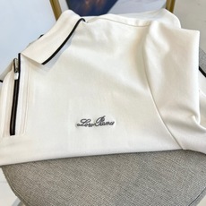 Loro piana、2026春夏新品发售!男士夏季翻领Polo短袖T恤,此款为顶级珠地丝光棉面料,透气舒适设计元素非常 Loro piana、2026春夏新品发售!男士夏季翻领Polo短袖T恤,此款为顶级珠地丝光棉面料,透气舒适设计元素非常