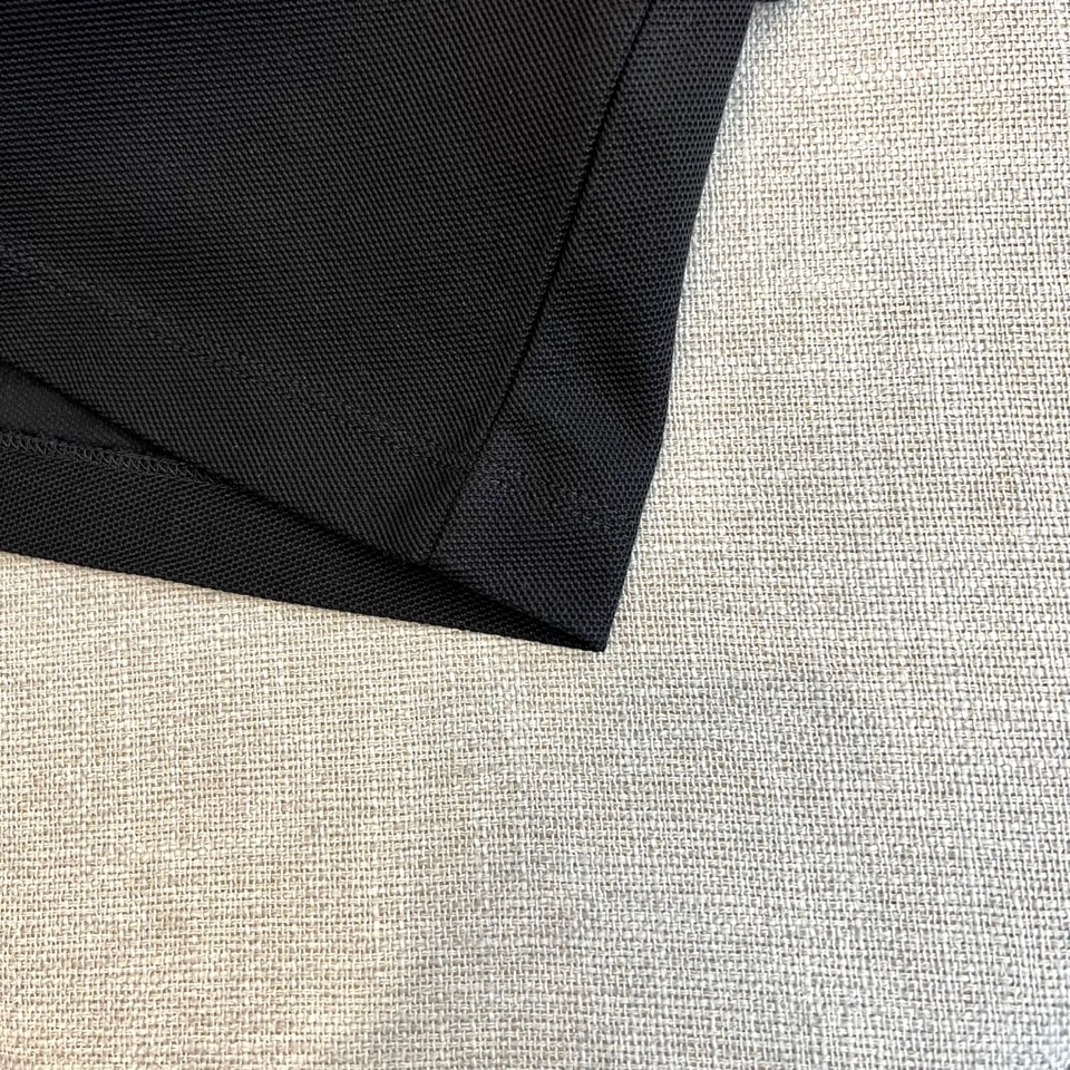 BERLUTI 布鲁提、2026春夏新品男士短袖Polo衫,以极简廓形融合意式轻奢基因,重新定义都市休闲格调。珠地棉面料 BERLUTI 布鲁提、2026春夏新品男士短袖Polo衫,以极简廓形融合意式轻奢基因,重新定义都市休闲格调。珠地棉面料