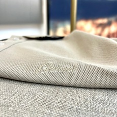 BERLUTI 布鲁提、2026春夏新品男士短袖Polo衫,以极简廓形融合意式轻奢基因,重新定义都市休闲格调。珠地棉面料 BERLUTI 布鲁提、2026春夏新品男士短袖Polo衫,以极简廓形融合意式轻奢基因,重新定义都市休闲格调。珠地棉面料