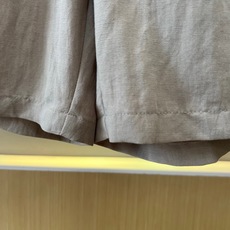 Polo Ralph Lauren拉夫劳伦、2026春夏新品休闲短裤,以纯色邂逅轻盈质感,打造都市度假两相宜的衣橱必备。 Polo Ralph Lauren拉夫劳伦、2026春夏新品休闲短裤,以纯色邂逅轻盈质感,打造都市度假两相宜的衣橱必备。