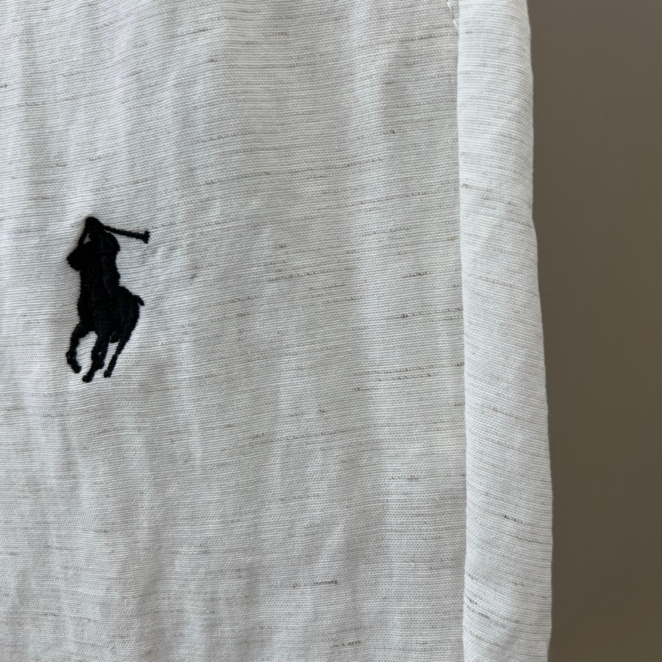 Polo Ralph Lauren拉夫劳伦、2026春夏新品休闲短裤，以纯色邂逅轻盈质感，打造都市度假两相宜的衣橱必备。
