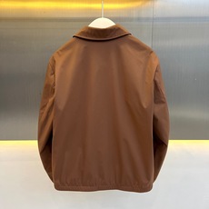 Mon蒙口、26ss男士Socot商务皮标翻领薄棉夹克外套 日常通勤的秋冬神器,这件夹克真的太有质感了! 老钱风+轻熟雅 Mon蒙口、26ss男士Socot商务皮标翻领薄棉夹克外套 日常通勤的秋冬神器,这件夹克真的太有质感了! 老钱风+轻熟雅