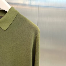 Loro Piana诺悠翩雅、2026新品莱赛尔桑蚕丝针织Polo衫 意式松弛感天花板,这件针织Polo简直是把“低调的 Loro Piana诺悠翩雅、2026新品莱赛尔桑蚕丝针织Polo衫 意式松弛感天花板,这件针织Polo简直是把“低调的