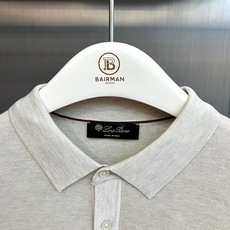 Loro Piana诺悠翩雅、2026新品莱赛尔桑蚕丝针织Polo衫 意式松弛感天花板,这件针织Polo简直是把“低调的 Loro Piana诺悠翩雅、2026新品莱赛尔桑蚕丝针织Polo衫 意式松弛感天花板,这件针织Polo简直是把“低调的