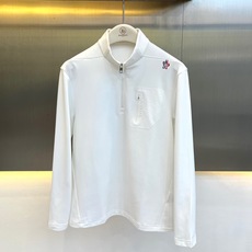 Mon蒙口、2026秋冬新品Moncler风格半拉链立领打底衫。 秋冬氛围感直接拉满!这件白月光太顶了 ! 轻户外通勤风 Mon蒙口、2026秋冬新品Moncler风格半拉链立领打底衫。 秋冬氛围感直接拉满!这件白月光太顶了 ! 轻户外通勤风