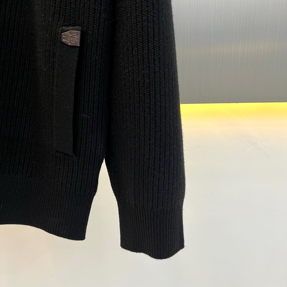 Brunello Cucinelli-BC、2026秋冬新品羊毛翻领针织拉链开衫。 秋天的高级感，一件搞定！ 老钱风/静