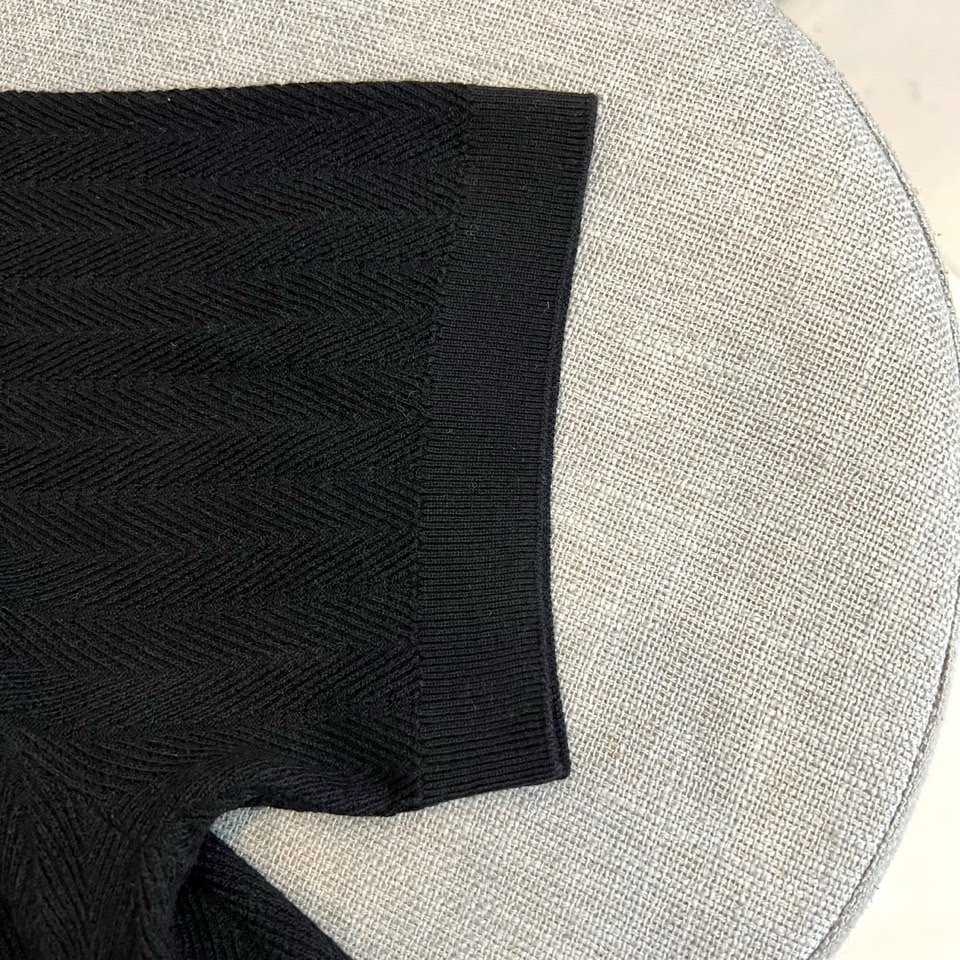 Brunello Cucinelli-BC、2026新品人字纹针织短袖Polo衫 意式显贵的百搭神衫!一眼相中的高级感! Brunello Cucinelli-BC、2026新品人字纹针织短袖Polo衫 意式显贵的百搭神衫!一眼相中的高级感!