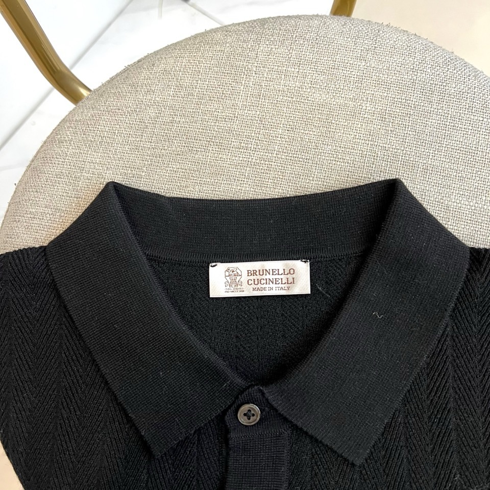 Brunello Cucinelli-BC、2026新品人字纹针织短袖Polo衫 意式显贵的百搭神衫!一眼相中的高级感! Brunello Cucinelli-BC、2026新品人字纹针织短袖Polo衫 意式显贵的百搭神衫!一眼相中的高级感!