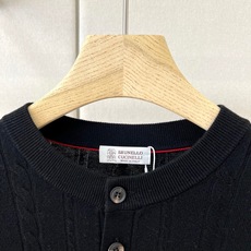 Brunello Cucinelli-BC、2026秋冬新品意式麻花亨利领针织衫。 早秋质感天花板,这件真的谁穿谁帅! Brunello Cucinelli-BC、2026秋冬新品意式麻花亨利领针织衫。 早秋质感天花板,这件真的谁穿谁帅!