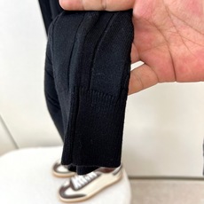 Brunello Cucinelli-BC、2026秋冬新品意式麻花亨利领针织衫。 早秋质感天花板,这件真的谁穿谁帅! Brunello Cucinelli-BC、2026秋冬新品意式麻花亨利领针织衫。 早秋质感天花板,这件真的谁穿谁帅!
