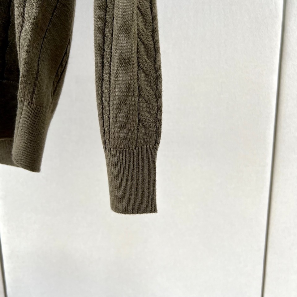 Brunello Cucinelli-BC、2026秋冬新品意式麻花亨利领针织衫。 早秋质感天花板，这件真的谁穿谁帅！ 