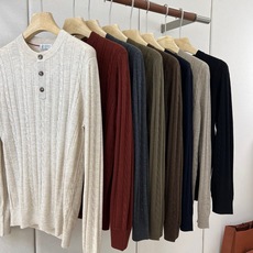 Brunello Cucinelli-BC、2026秋冬新品意式麻花亨利领针织衫。 早秋质感天花板,这件真的谁穿谁帅! Brunello Cucinelli-BC、2026秋冬新品意式麻花亨利领针织衫。 早秋质感天花板,这件真的谁穿谁帅!