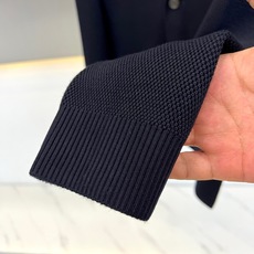 Brunello Cucinelli-BC、2026秋冬新品意式针织西服。 终于找到不用熨烫却像定制西装的“懒人战袍”! Brunello Cucinelli-BC、2026秋冬新品意式针织西服。 终于找到不用熨烫却像定制西装的“懒人战袍”!