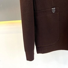 Brunello Cucinelli-BC、2026秋冬新品意式针织西服。 终于找到不用熨烫却像定制西装的“懒人战袍”! Brunello Cucinelli-BC、2026秋冬新品意式针织西服。 终于找到不用熨烫却像定制西装的“懒人战袍”!