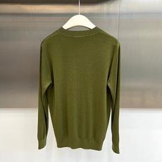 Loro Piana诺悠翩雅、2026新品莱赛尔桑蚕丝亲肤针织衫 冬日必备单品,谁穿谁显贵,一眼相中的高级感! 老钱风极 Loro Piana诺悠翩雅、2026新品莱赛尔桑蚕丝亲肤针织衫 冬日必备单品,谁穿谁显贵,一眼相中的高级感! 老钱风极